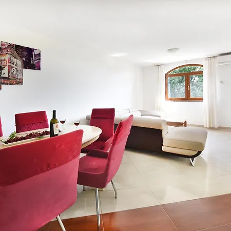 Mirasol Ii Apartment *